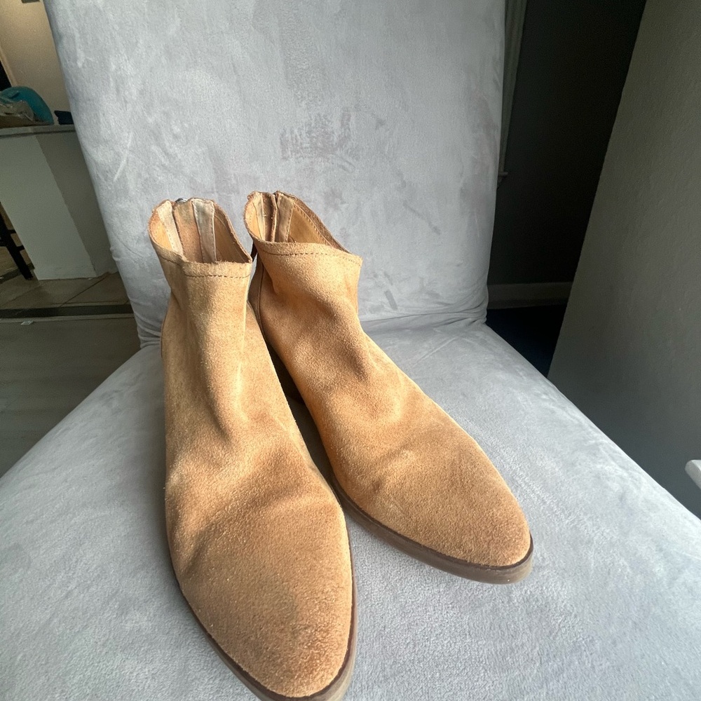 Dolce Vita Tucker Dark Saddle‎ Suede Boots Booties 8